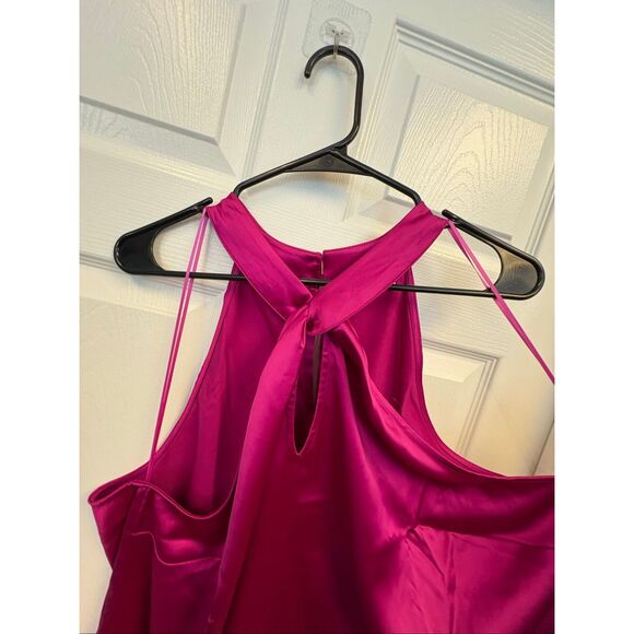 Fuschia Sleeveless Plus Size Blouse - Picture 6 of 8